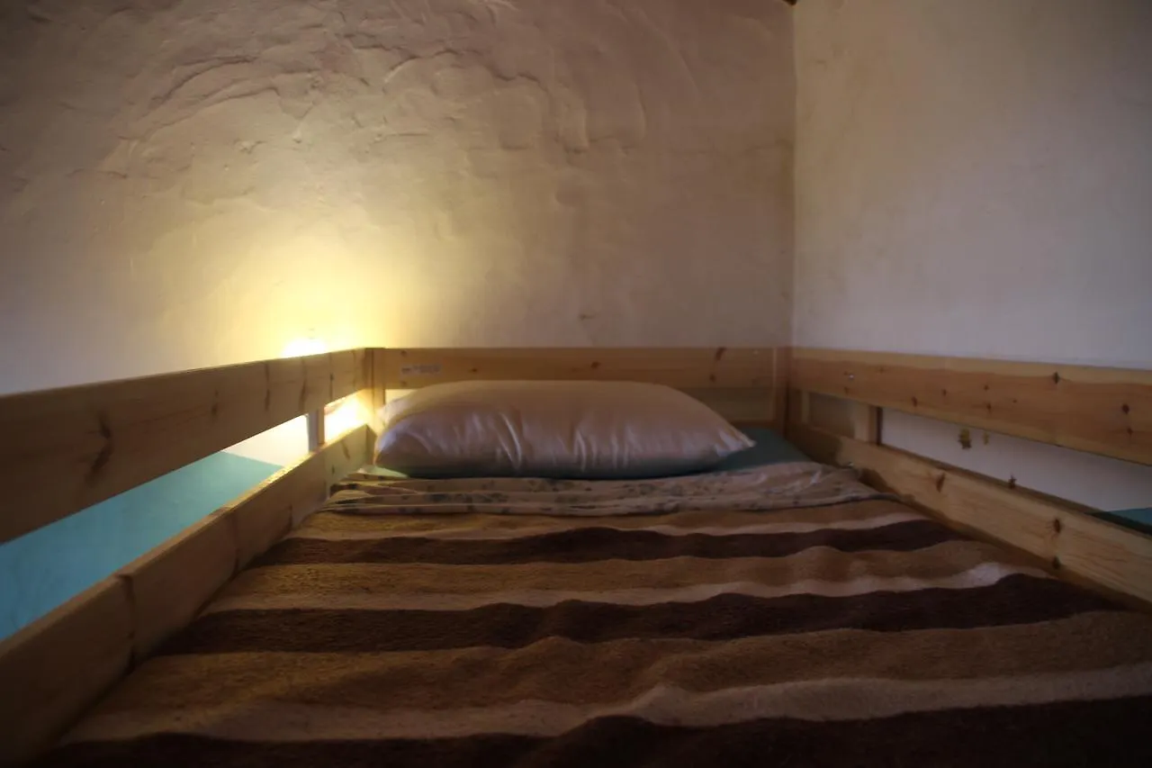 Elena'S Fair House Hostel Tesbabo